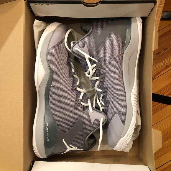 BRAND NEW JORDAN Super.Fly 3 - Picture 7 of 8